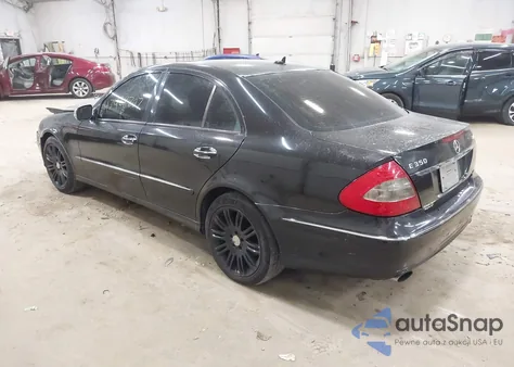2008 Mercedes-Benz E 350 4Matic z USA, uszkodzony, nr VIN WDBUF87X48B259090